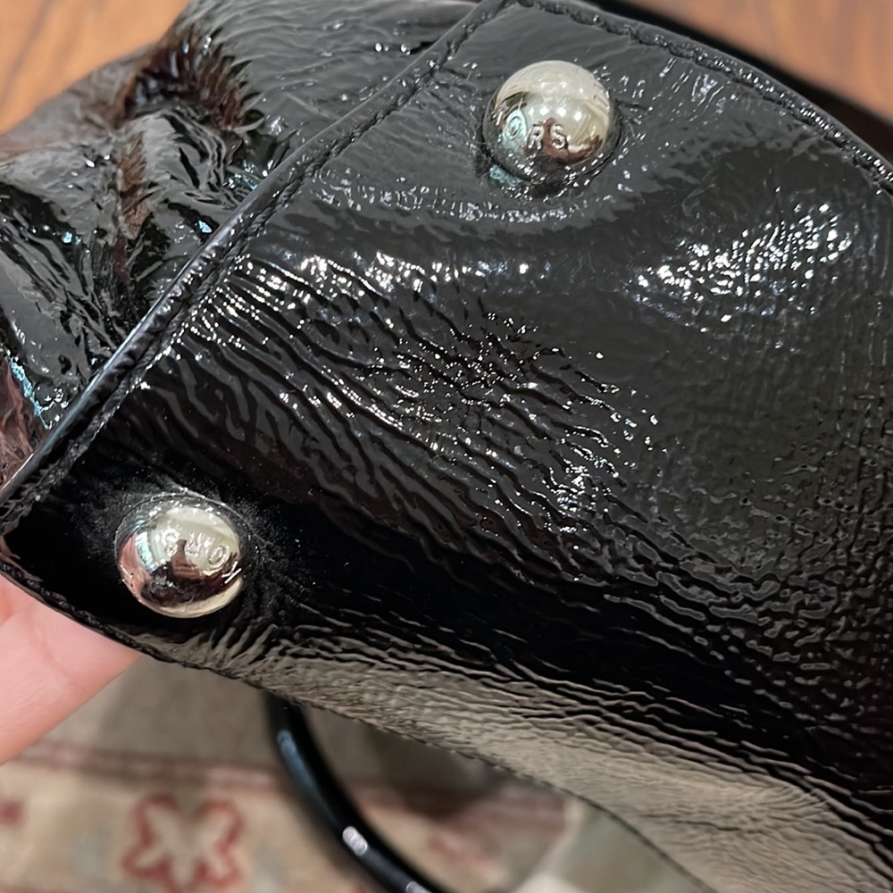 MK Large Hamilton patent leather hobo purse with silver hardware - Picture 6 of 9
